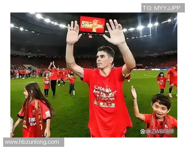 足球明星的荣耀与挑战：他们如何在绿茵场上书写传奇人生