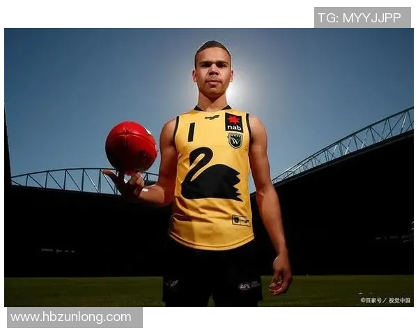 最下饭的足球明星盘点吃饭时必看的球星趣事与精彩瞬间